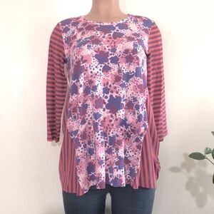LOGO by Lori Goldstein Rayon 230 Top with Striped Sleeves